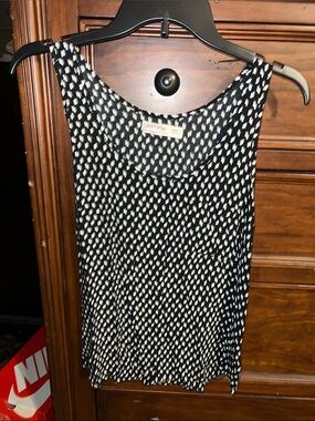 Faded Glory Black and White Patterned Sleeveless Camisole